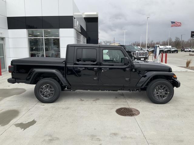 new 2024 Jeep Gladiator car, priced at $46,476