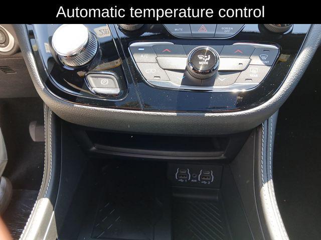 new 2025 Chrysler Pacifica car, priced at $49,411