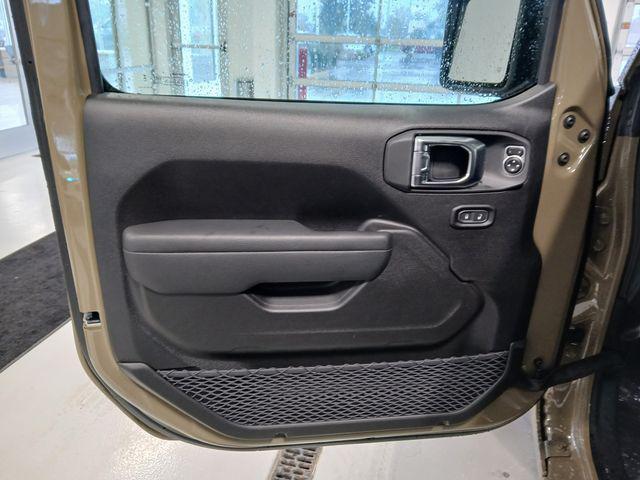 new 2026 Jeep Wrangler car, priced at $48,585