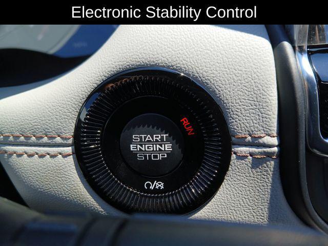 new 2025 Jeep Compass car, priced at $32,240