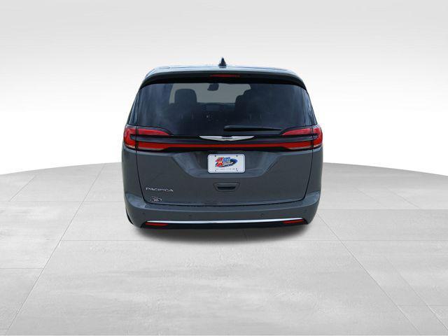 new 2025 Chrysler Pacifica car, priced at $43,113