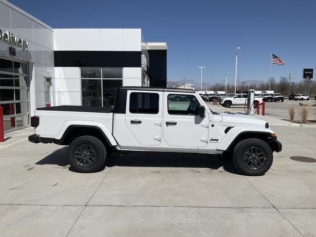 new 2024 Jeep Gladiator car, priced at $47,692