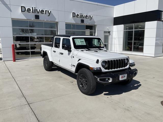 new 2024 Jeep Gladiator car, priced at $47,692