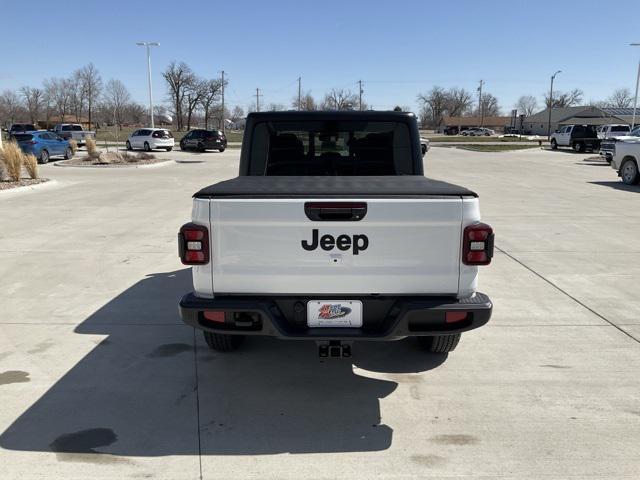 new 2024 Jeep Gladiator car, priced at $47,692