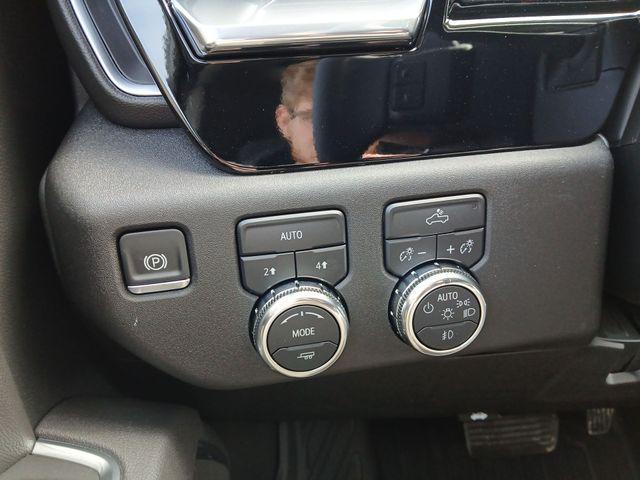 new 2025 GMC Sierra 1500 car, priced at $56,015