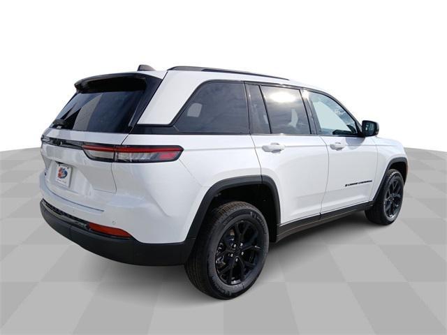 new 2025 Jeep Grand Cherokee car, priced at $45,935