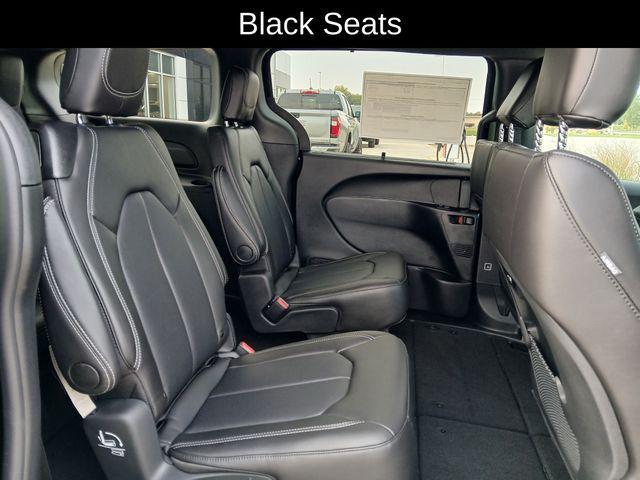 new 2026 Chrysler Pacifica car, priced at $44,135