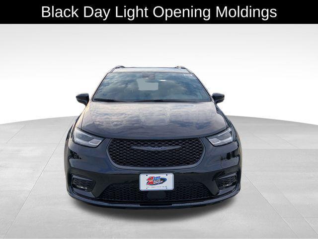 new 2026 Chrysler Pacifica car, priced at $44,135