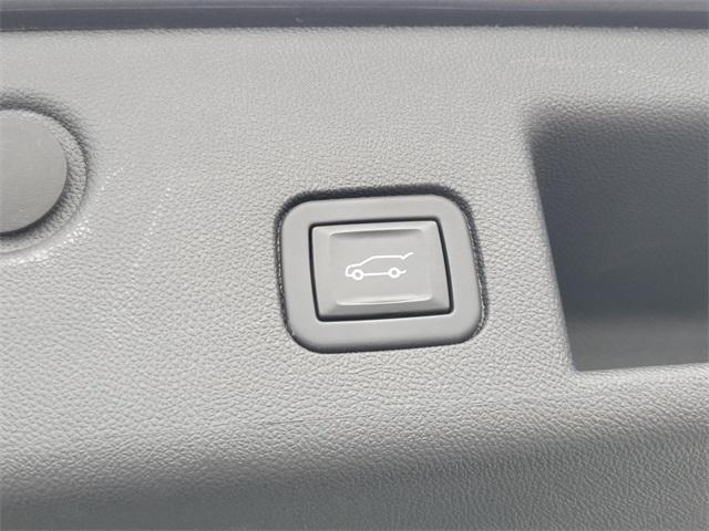 used 2022 Chevrolet Equinox car, priced at $22,970