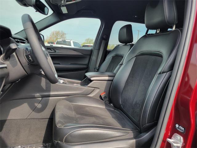 used 2024 Jeep Grand Cherokee car, priced at $30,500