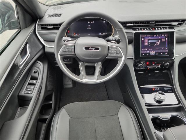 new 2025 Jeep Grand Cherokee L car, priced at $49,988