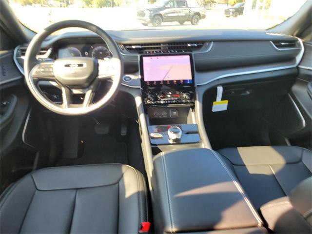 new 2025 Jeep Grand Cherokee car, priced at $50,625