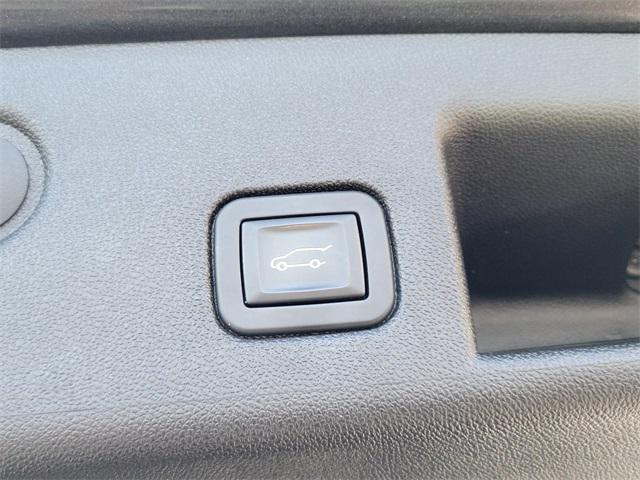 used 2019 Chevrolet Equinox car, priced at $15,445