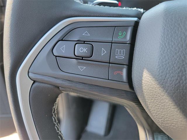 new 2025 Jeep Grand Cherokee car, priced at $47,202