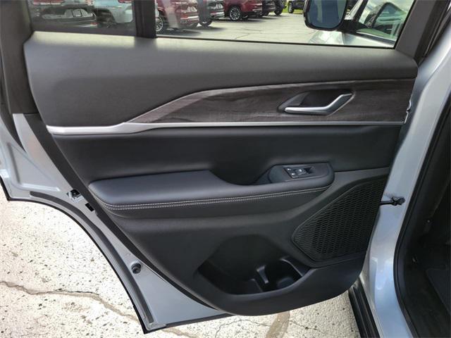 used 2024 Jeep Grand Cherokee car, priced at $35,277