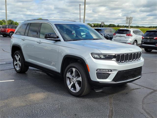 used 2024 Jeep Grand Cherokee car, priced at $35,827