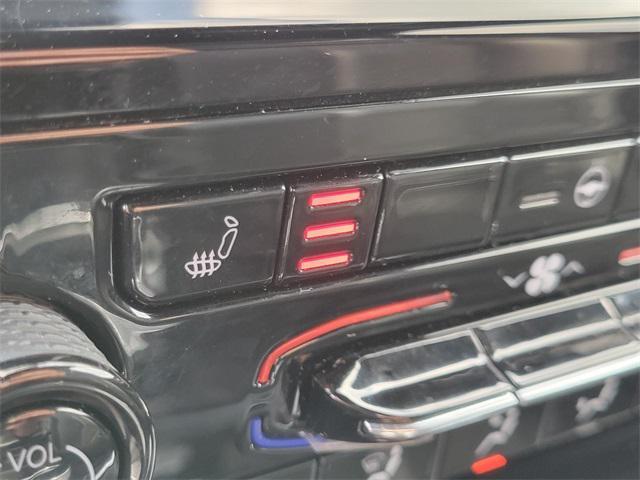 used 2024 Jeep Grand Cherokee car, priced at $35,277