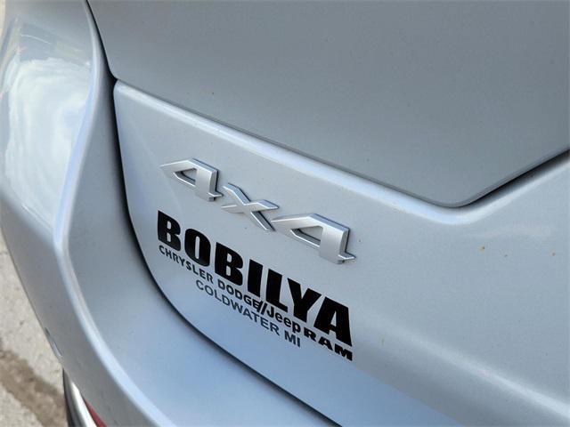 used 2024 Jeep Grand Cherokee car, priced at $35,277