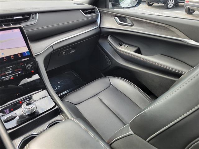 used 2024 Jeep Grand Cherokee car, priced at $35,277