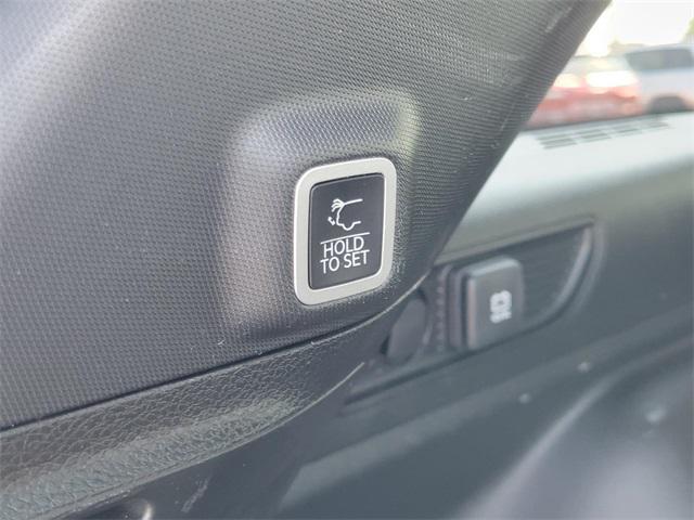 used 2024 Jeep Grand Cherokee car, priced at $34,449