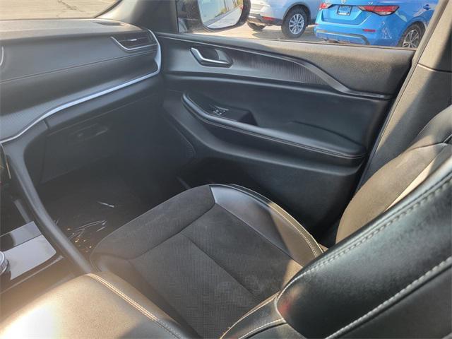used 2023 Jeep Grand Cherokee car, priced at $29,391