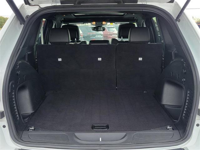 used 2022 Jeep Grand Cherokee car, priced at $25,931