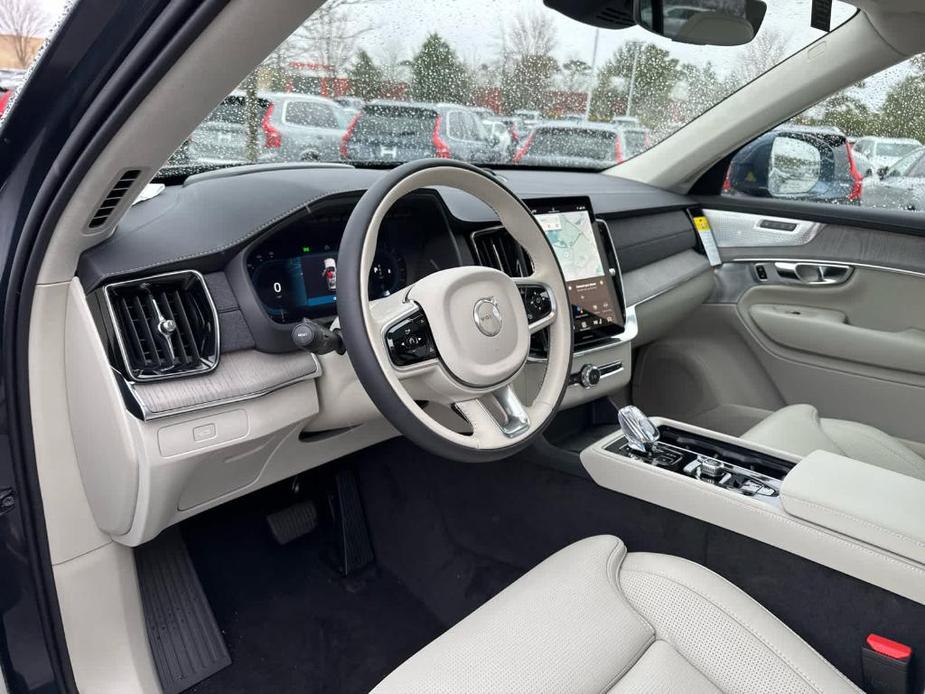 new 2025 Volvo XC90 car, priced at $79,345