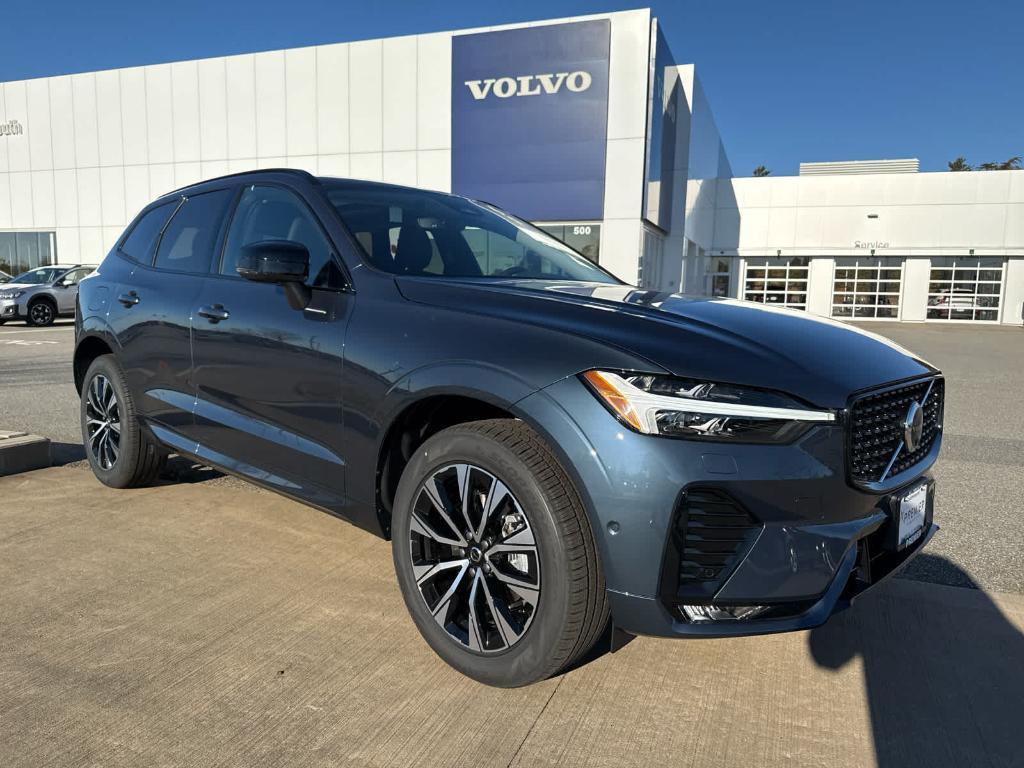 new 2025 Volvo XC60 car, priced at $54,925