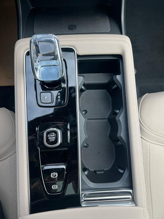 new 2025 Volvo XC90 car, priced at $65,555