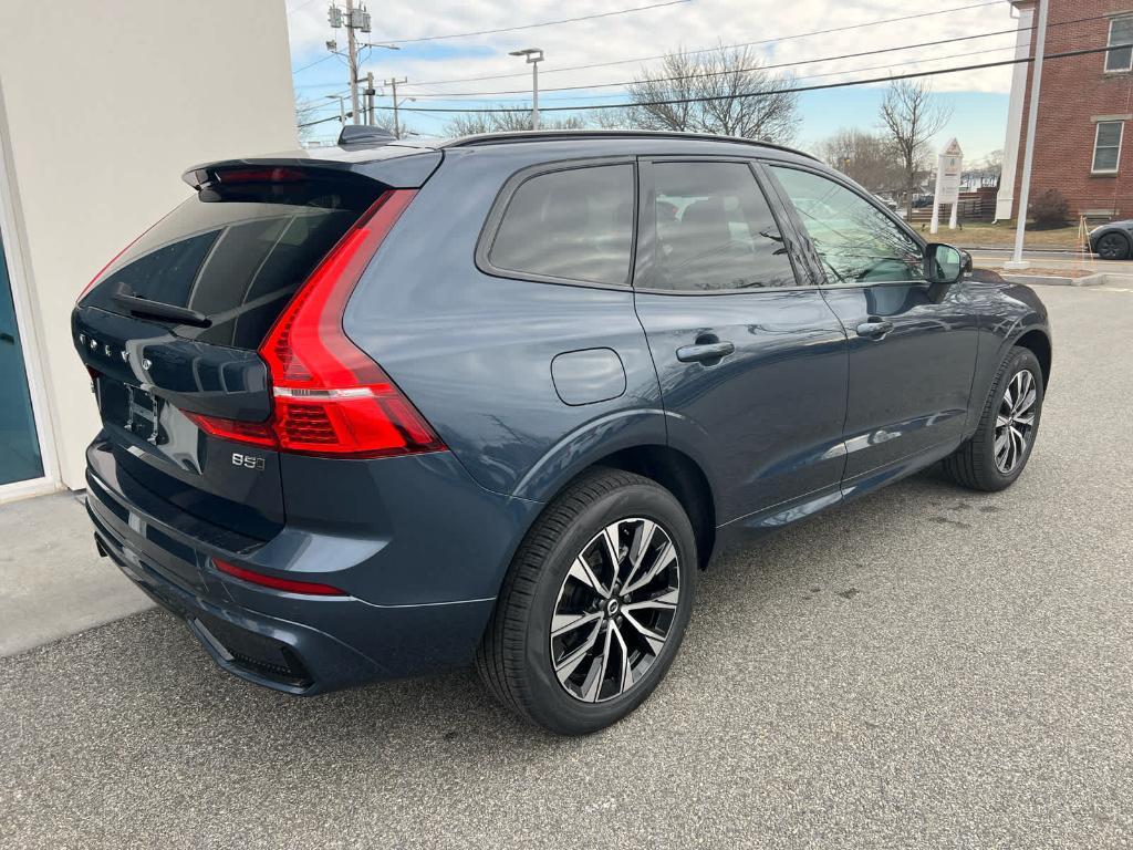 new 2025 Volvo XC60 car, priced at $51,040