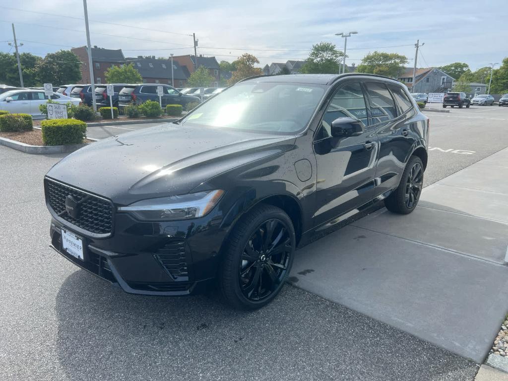 new 2025 Volvo XC60 Plug-In Hybrid car, priced at $77,550