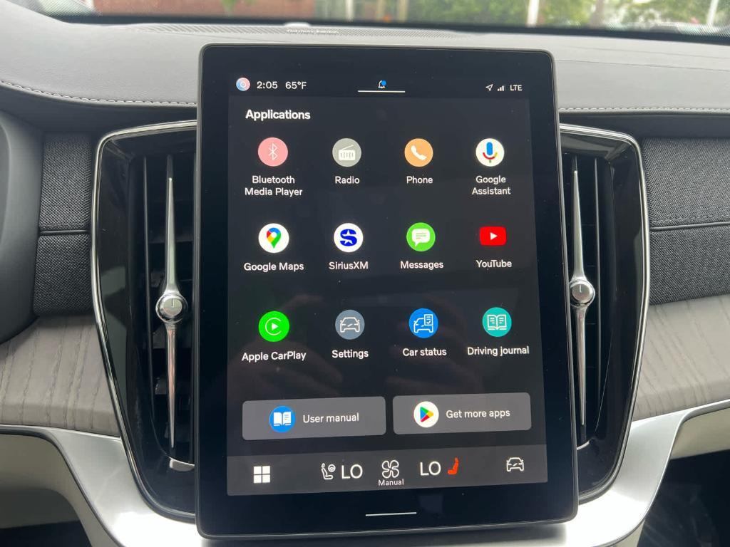 new 2025 Volvo XC90 Plug-In Hybrid car, priced at $81,685