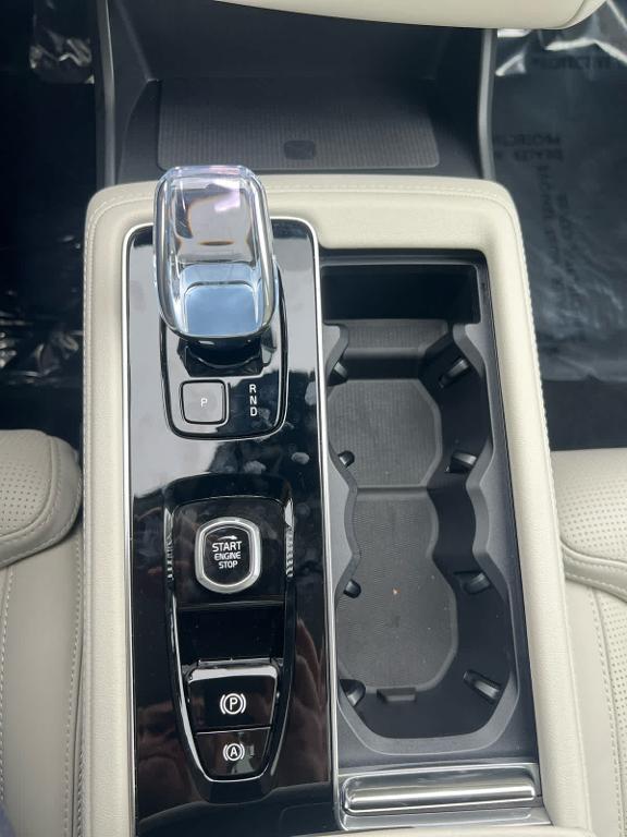 new 2025 Volvo XC90 Plug-In Hybrid car, priced at $81,685