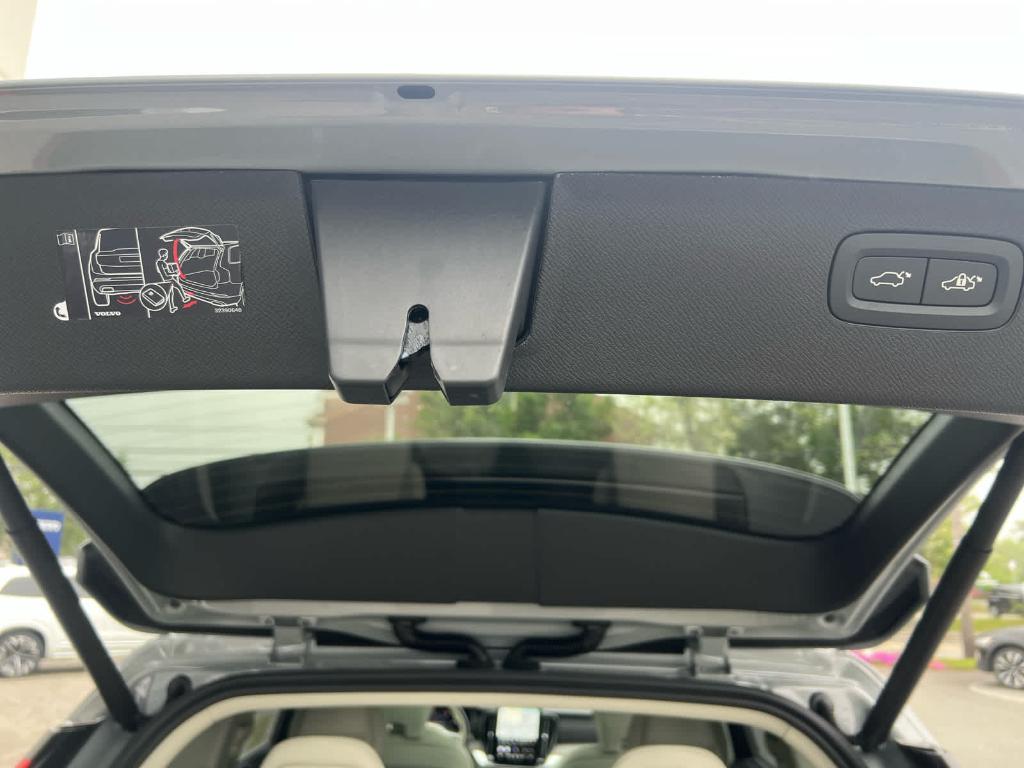 new 2025 Volvo XC90 Plug-In Hybrid car, priced at $81,685