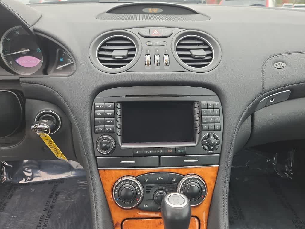 used 2007 Mercedes-Benz SL-Class car, priced at $20,400