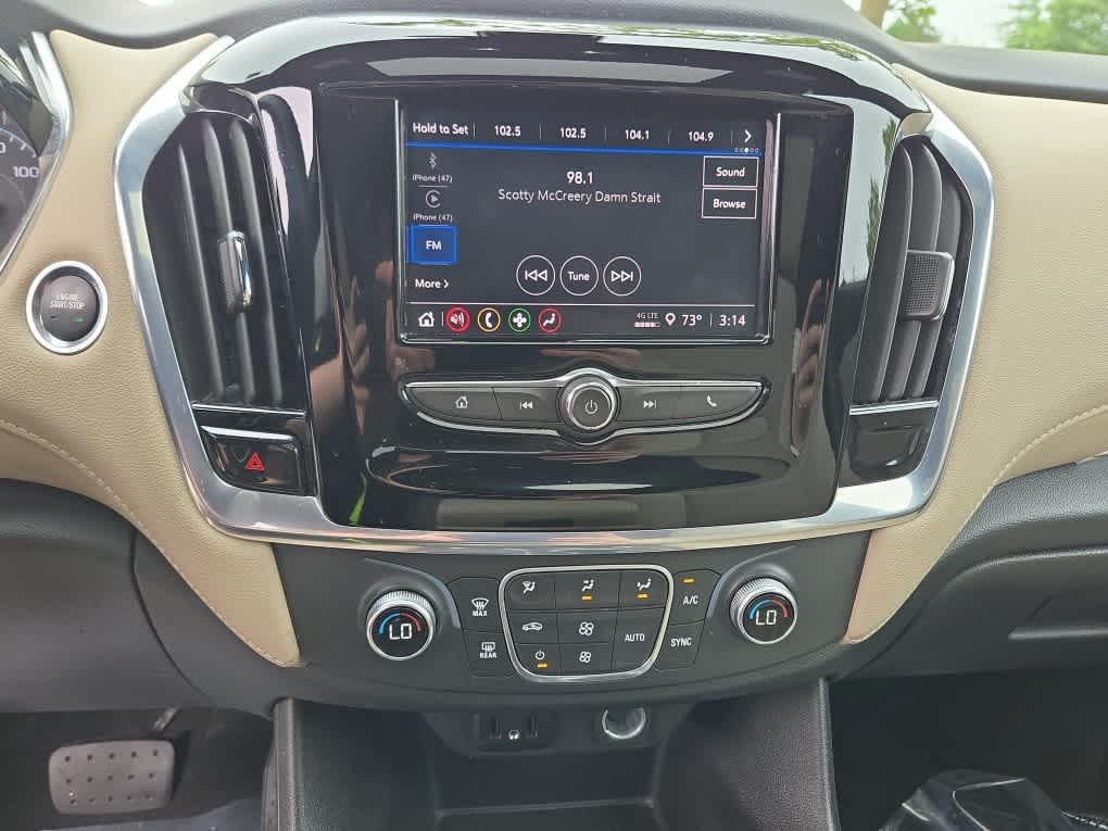 used 2022 Chevrolet Traverse car, priced at $24,996