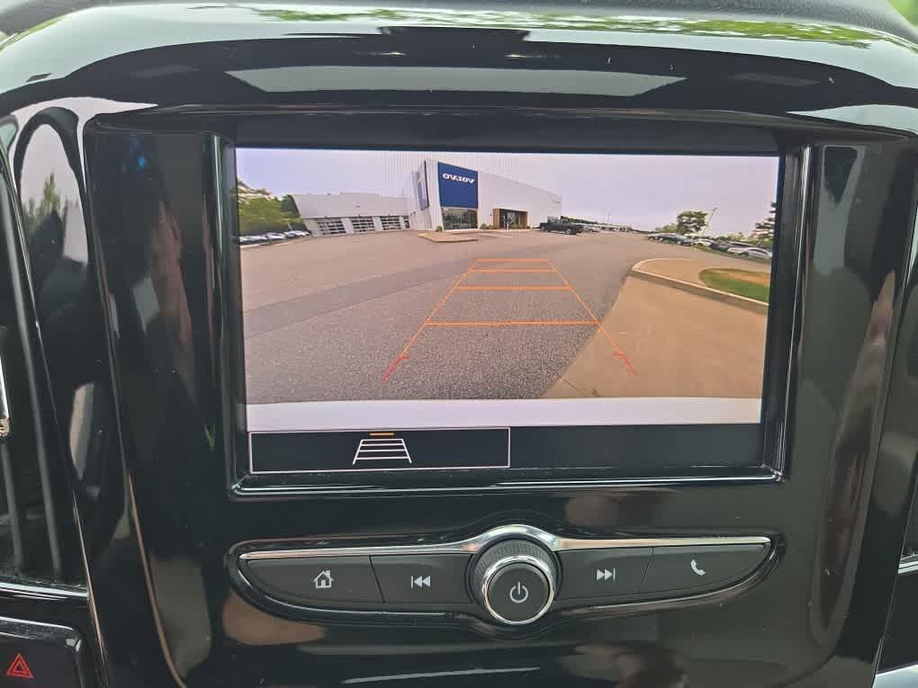 used 2022 Chevrolet Traverse car, priced at $24,996