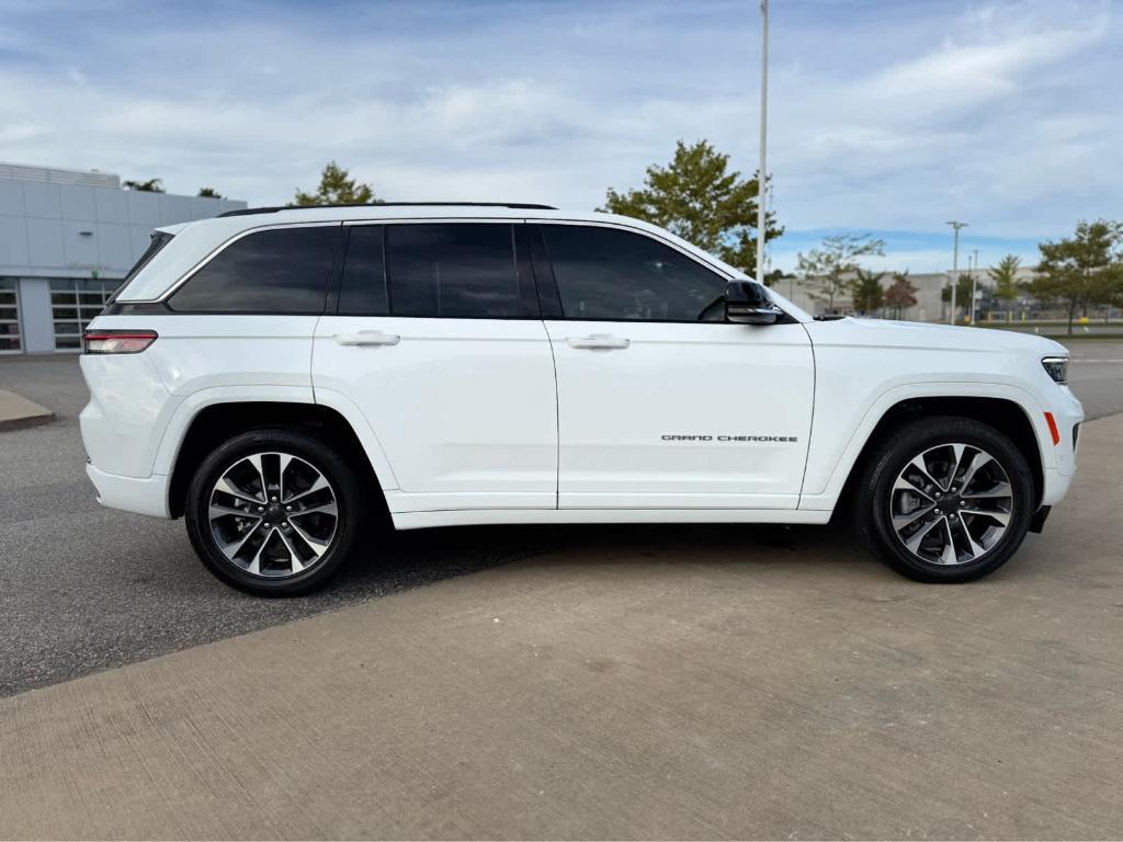 used 2023 Jeep Grand Cherokee 4xe car, priced at $39,900