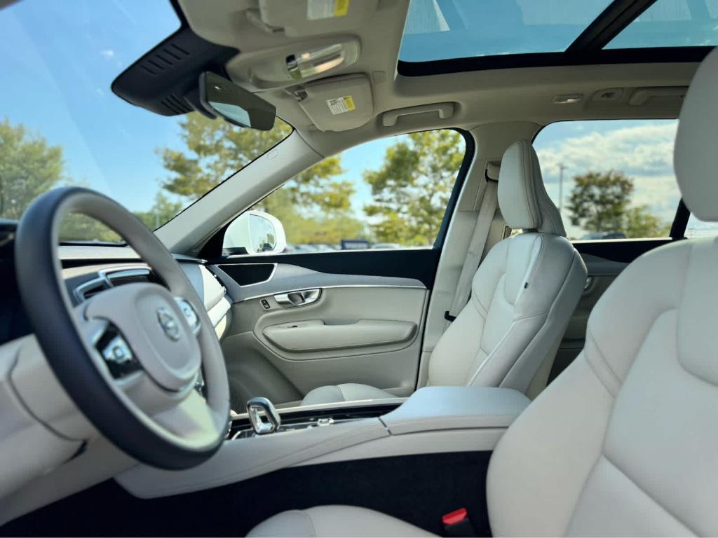 used 2024 Volvo XC90 car, priced at $40,400