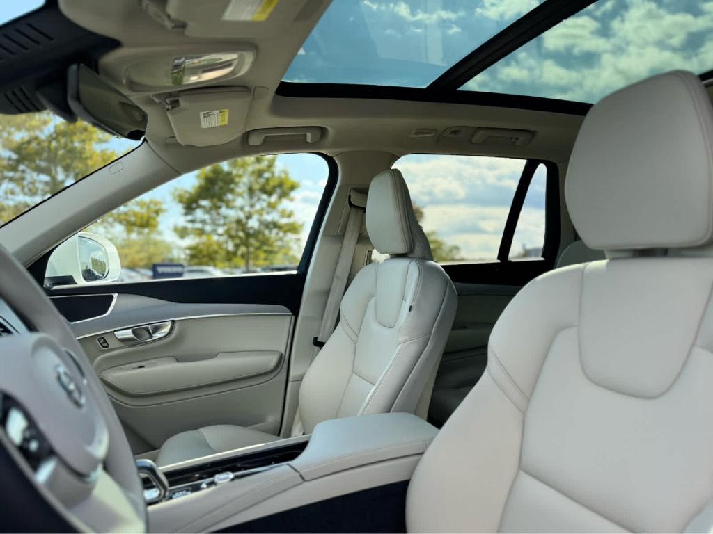 used 2024 Volvo XC90 car, priced at $40,400