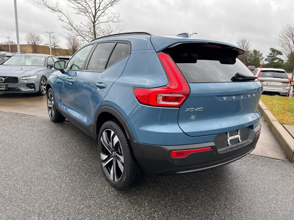 used 2023 Volvo XC40 car, priced at $33,600