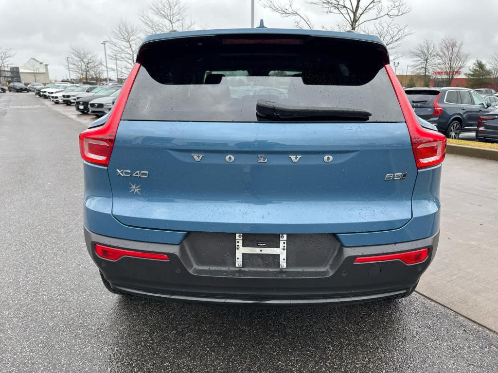 used 2023 Volvo XC40 car, priced at $33,600