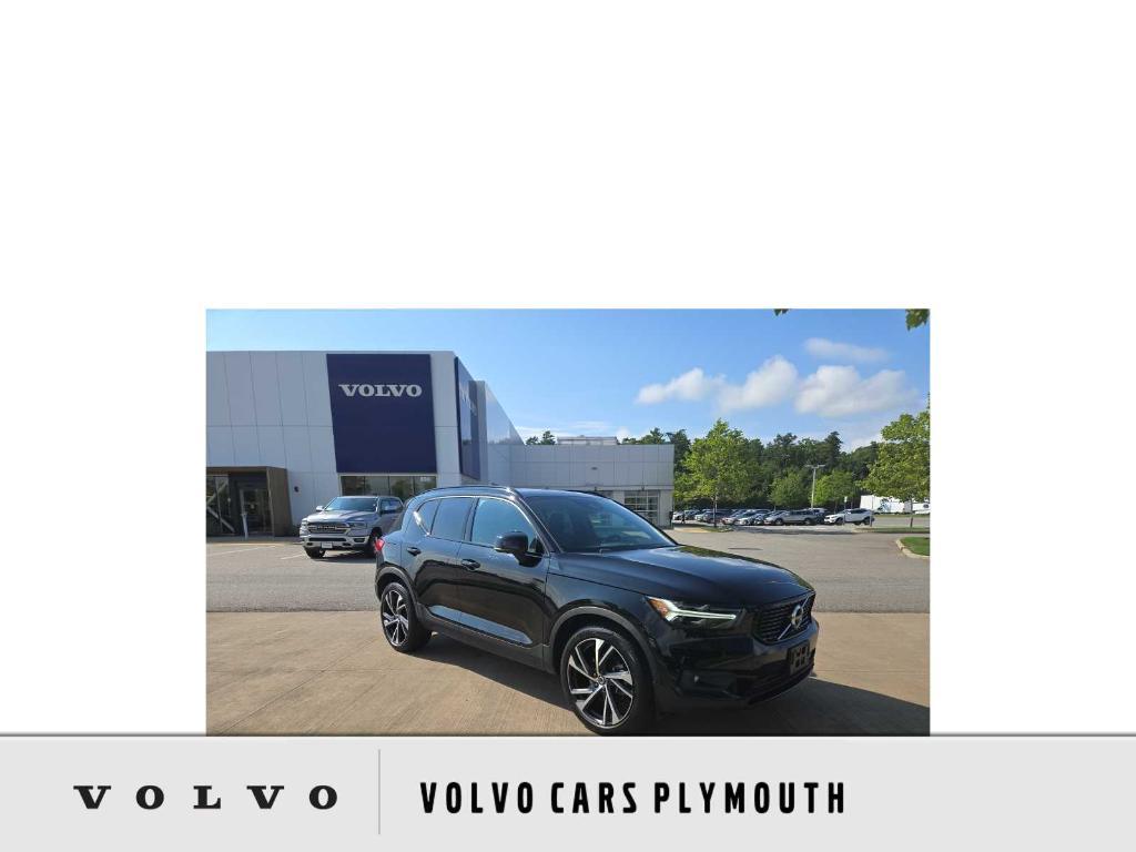 used 2022 Volvo XC40 car, priced at $30,900