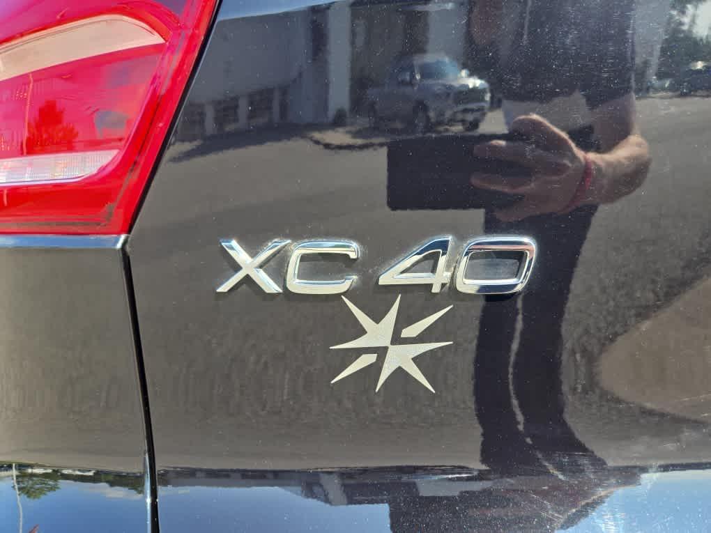 used 2022 Volvo XC40 car, priced at $30,900