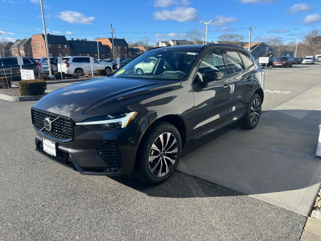 new 2025 Volvo XC60 car, priced at $51,040