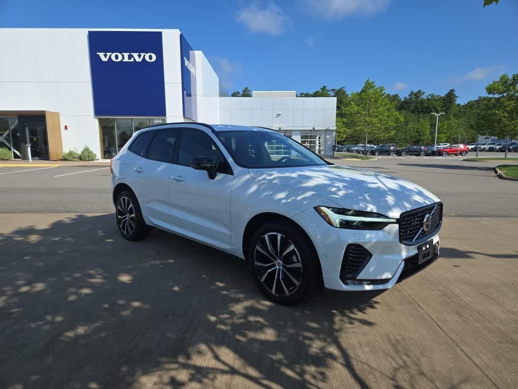 used 2023 Volvo XC60 car, priced at $37,600
