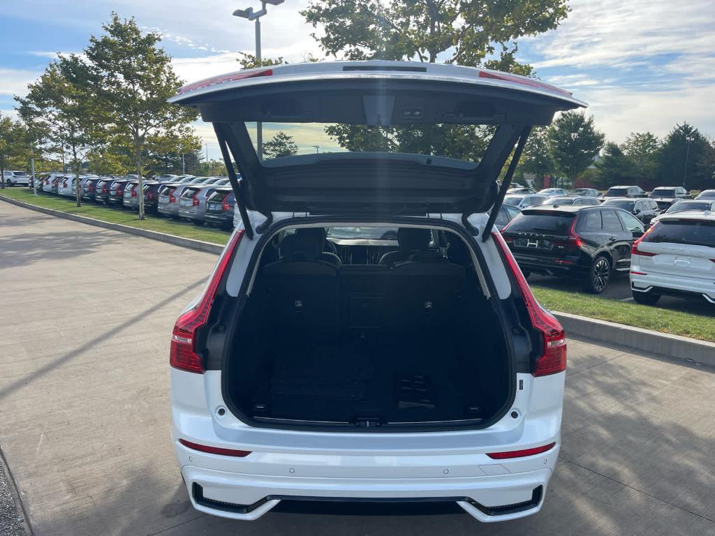 used 2025 Volvo XC60 car, priced at $40,500