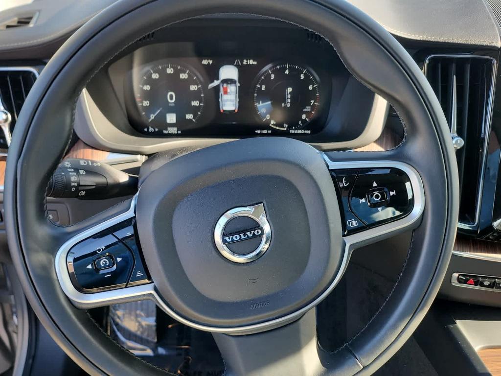 used 2019 Volvo XC60 car, priced at $27,900