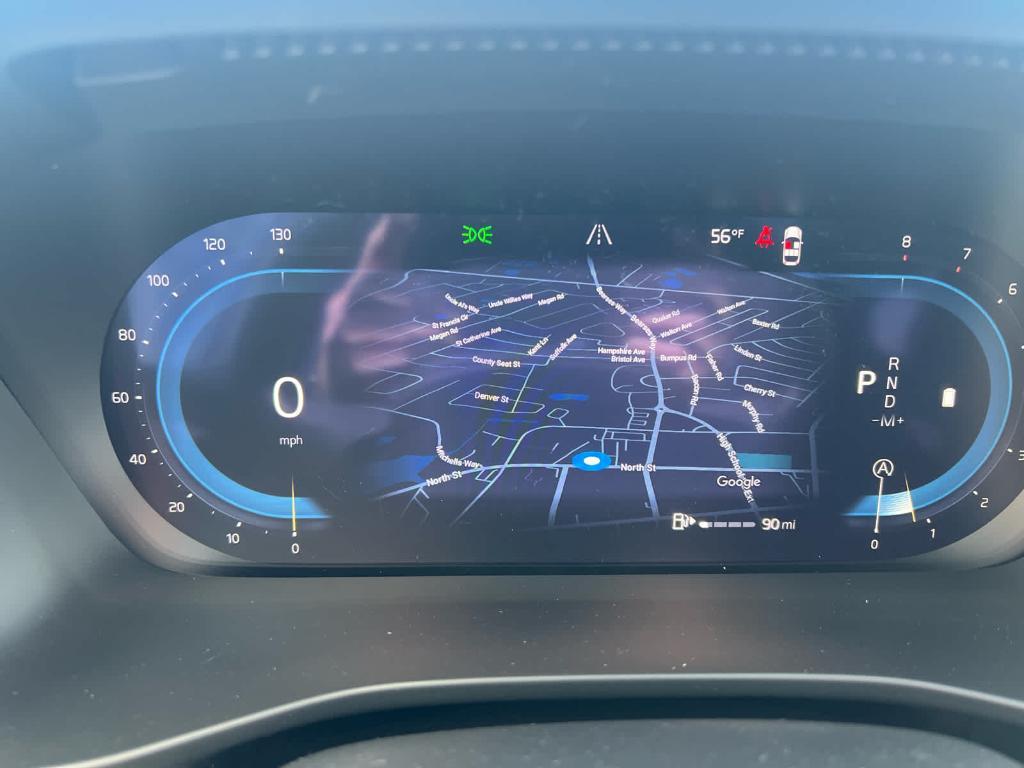 new 2025 Volvo XC40 car, priced at $51,060