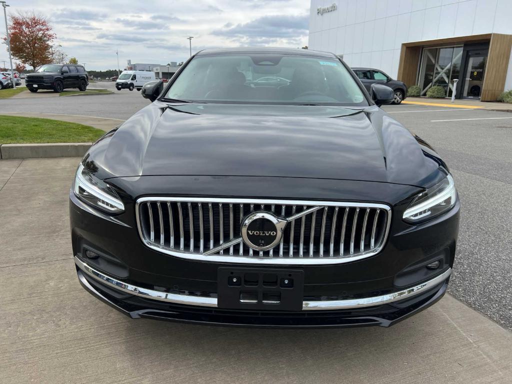 new 2025 Volvo S90 car, priced at $65,095